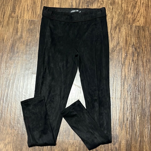 Design Lab Faux Suede Leggings - Picture 1 of 3